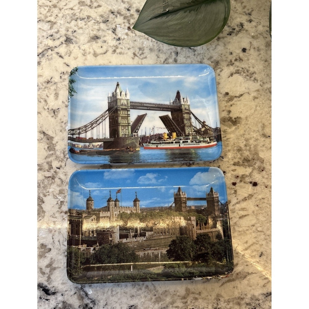 2 Vintage London Souvenir Trays Tower Bridge & Tower Of London Made In Italy